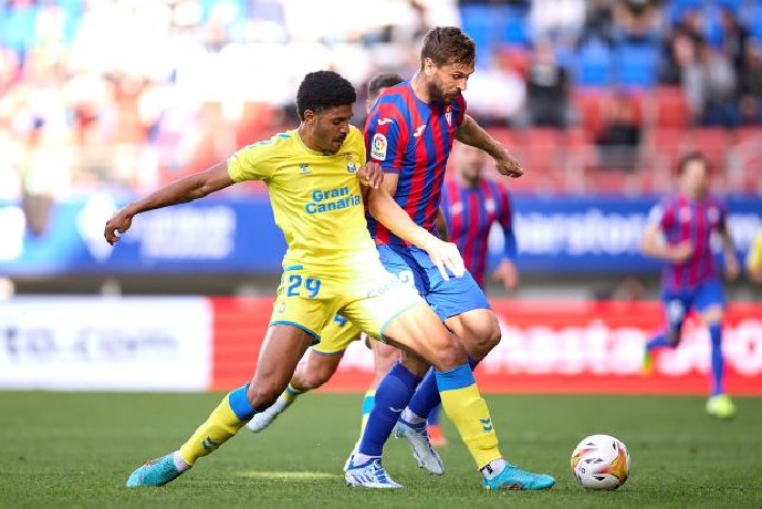 Soi kèo Eibar vs Las Palmas, 02h00 ngày 9/05/2023