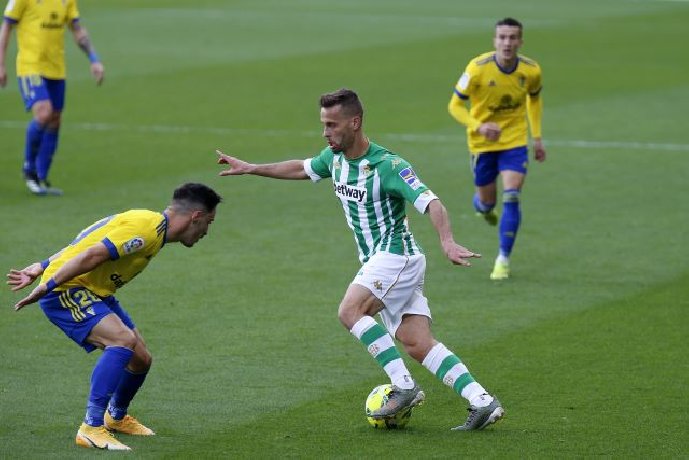 Soi kèo Betis vs Cadiz, 21h15 ngày 09/04/2023 