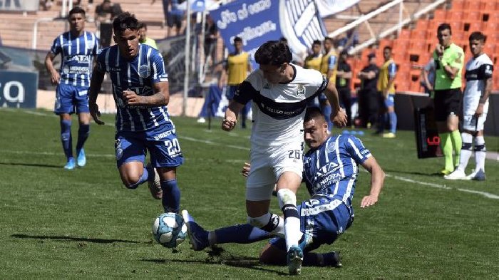 Soi kèo Atl Tucuman vs Gimnasia L.P, 07h30 ngày 12/7/2023	