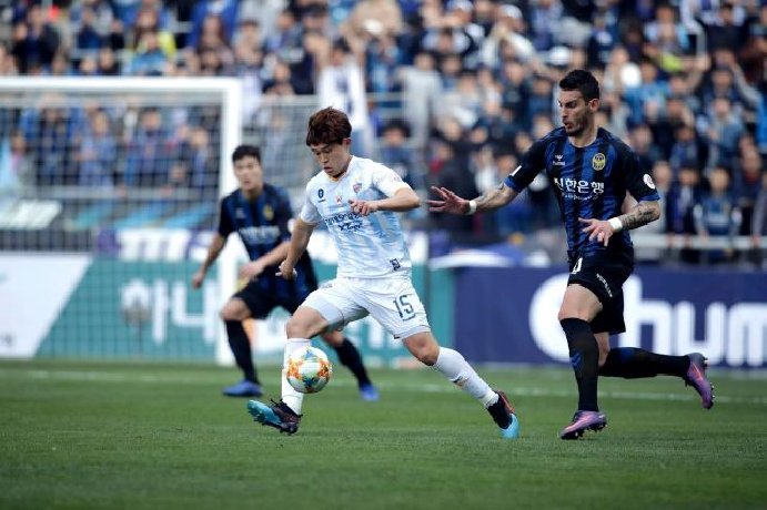 Soi kèo Ulsan Hyundai vs Incheon, 17h00 ngày 12/7/2023	