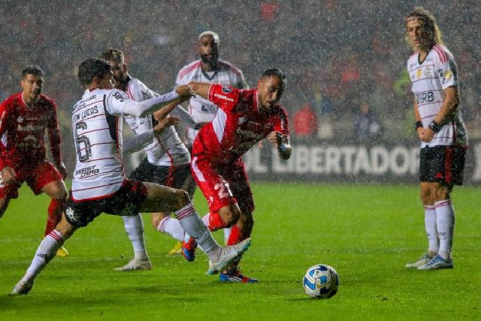 Soi kèo Velez Sarsfield vs Argentinos Jrs, 07h45 ngày 13/06/2023	