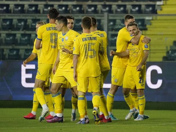 Soi kèo Ukraine vs Malta, 23h00 ngày 19/6/2023