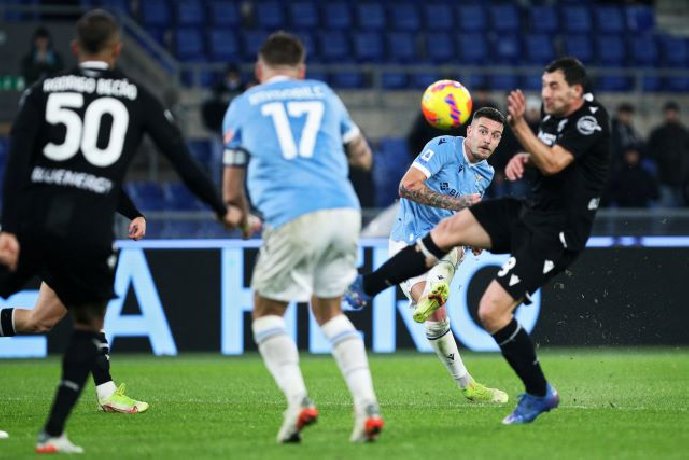 Soi kèo Udinese vs Lazio, 01h45 ngày 22/05/2023