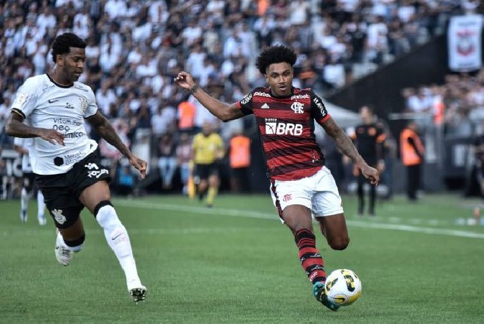 Soi kèo Atletico PR vs Corinthians, 02h00 ngày 25/6/2023	