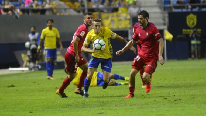 Soi kèo Cadiz vs Osasuna, 00h30 ngày 26/04/2023 