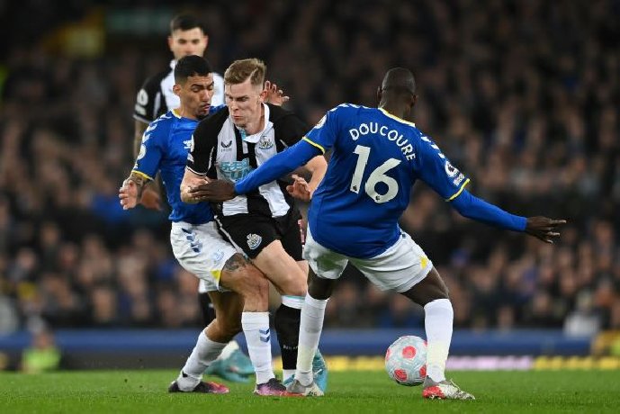 Soi kèo Everton vs Newcastle, 01h45 ngày 28/04/2023
