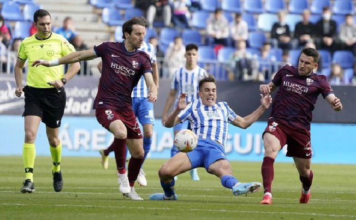 Soi kèo Malaga vs Huesca, 23h30 ngày 1/05/2023  